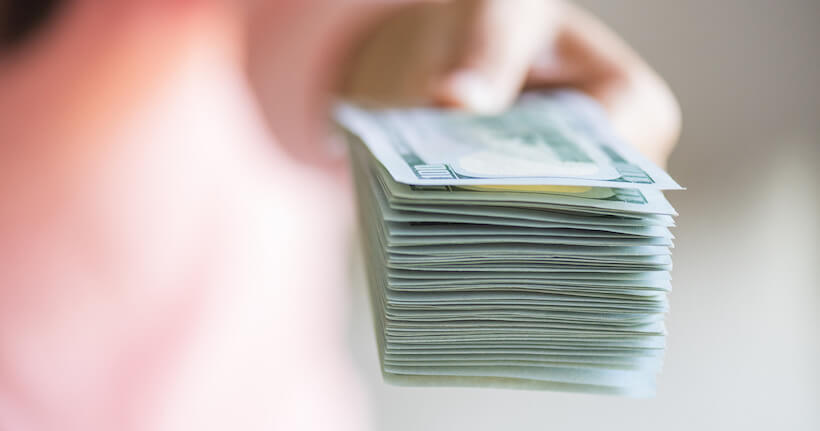 Thương hiệu ghế massage cần lưu ý hơn về giá cả khi bạn lựa chọn